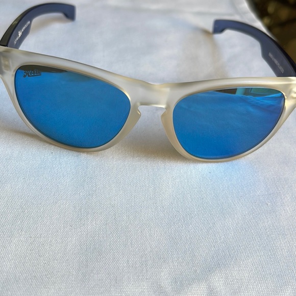 HOBIE BONDI POLARIZED/ Lightweight 51 17 140 sport performance unisex, so cool - Picture 1 of 8